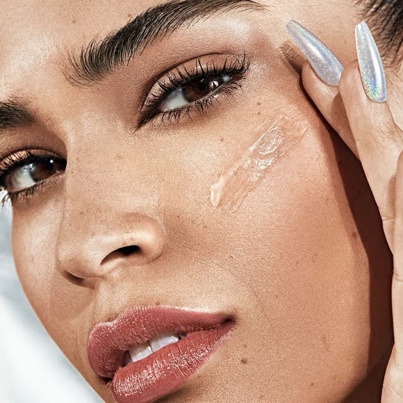 The Original Photo Finish Smooth & Blur Oil-Free Primer - Picture 8 of 9